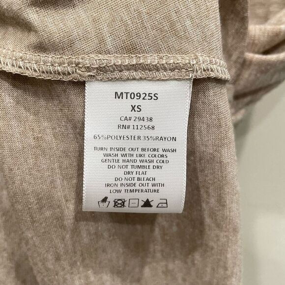 Miss Me Heathered Knit V-Neck Top - Size: XS - Picture 9 of 9